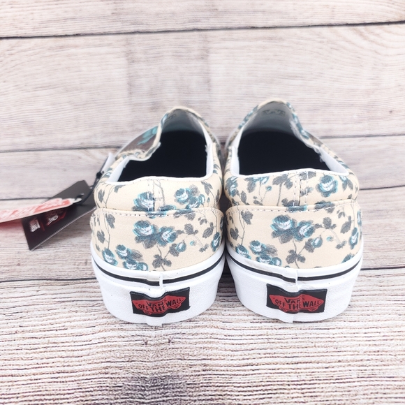 NEW Vans The Shining Twins Classic Slip-on House of Terror Shoes - Picture 4 of 5